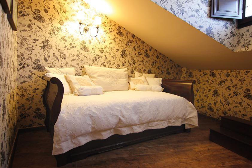 Hotel Rural La Tenada Carcedo de Burgos Exteriör bild